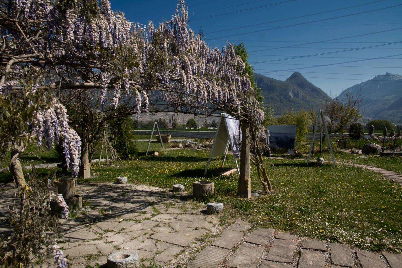 Crazy Lounge Bnb Aigle Dış mekan fotoğraf