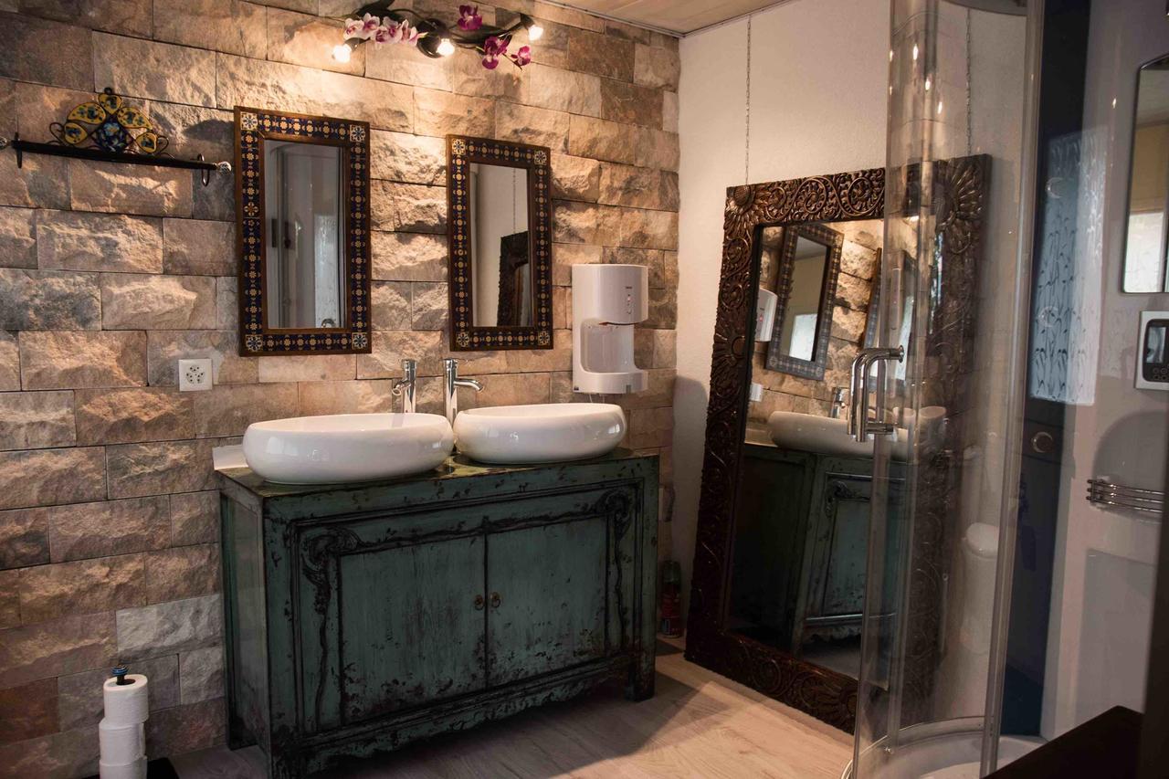 Crazy Lounge Bnb Aigle Dış mekan fotoğraf